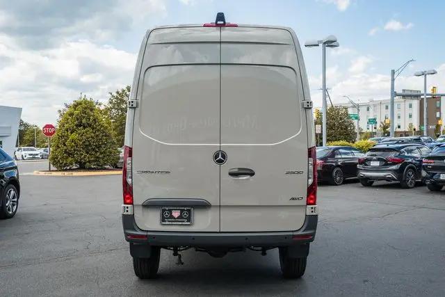 2026 Mercedes-Benz Sprinter 2500 Standard Roof 4-Cyl Diesel HO