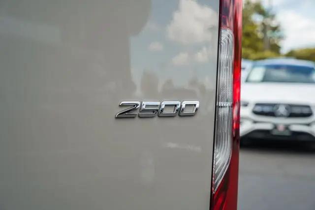 2026 Mercedes-Benz Sprinter 2500 Standard Roof 4-Cyl Diesel HO