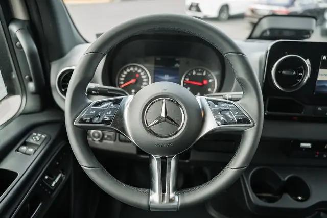 2026 Mercedes-Benz Sprinter 2500 Standard Roof 4-Cyl Diesel HO