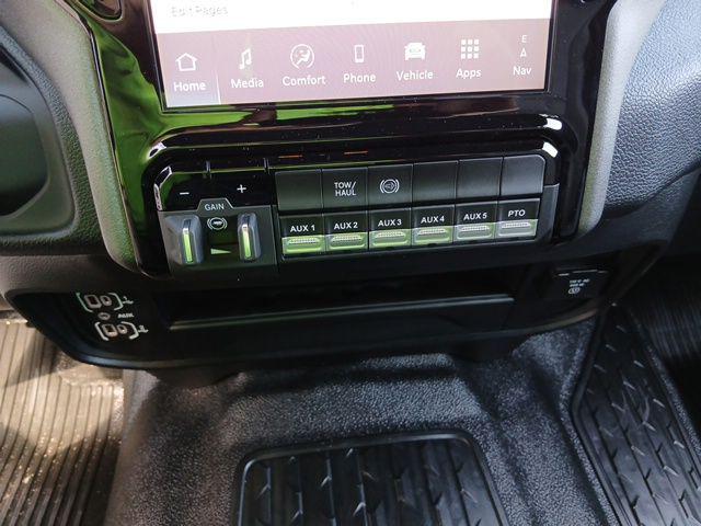 2026 Ram 3500 Tradesman/Big Horn