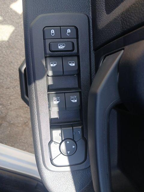 2026 Ram 3500 Tradesman/Big Horn