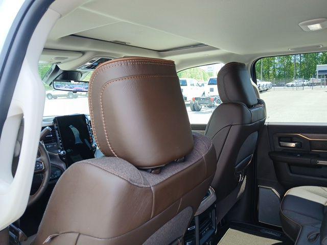 2026 Ram 2500 Limited Longhorn Crew Cab 4x4 64 Box