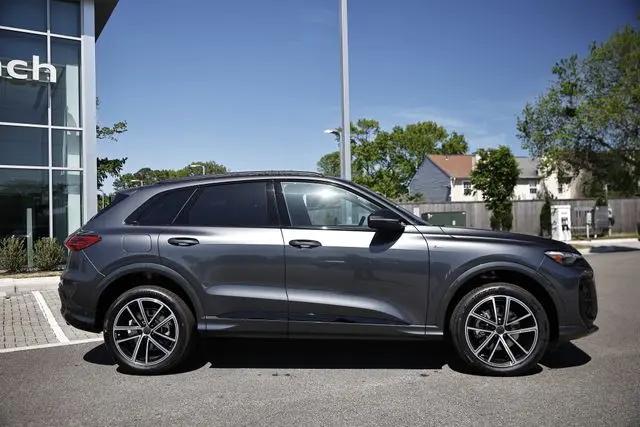 2026 Audi Q5 Premium Plus TFSI quattro S tronic