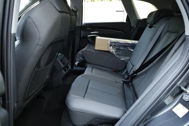 2026 Audi Q5 Premium Plus TFSI quattro S tronic