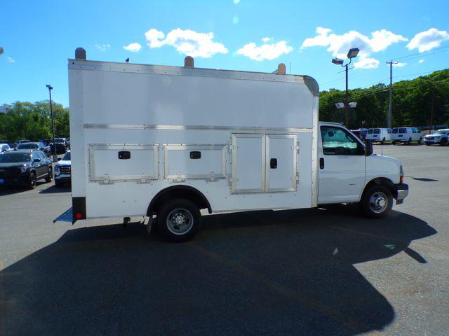 2022 Chevrolet Express Cutaway Work Van