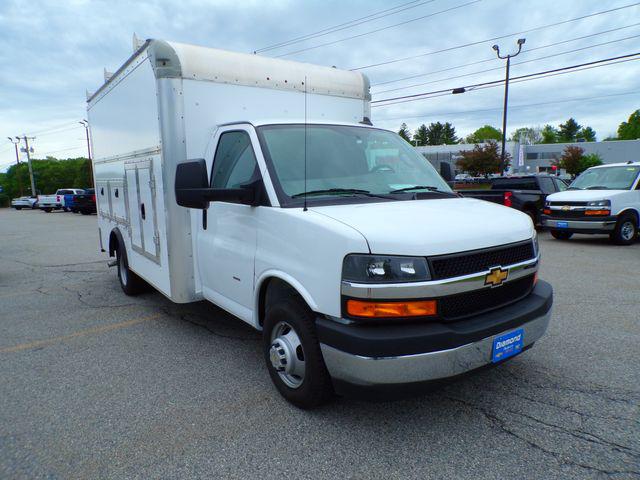 2022 Chevrolet Express Cutaway Work Van