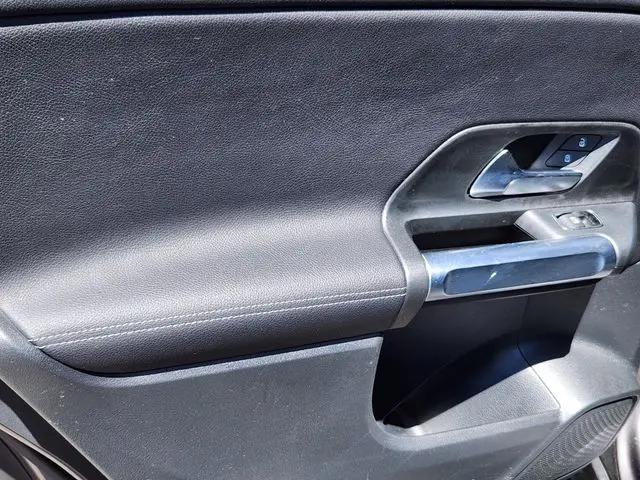 2023 Mercedes-Benz GLB 4MATIC
