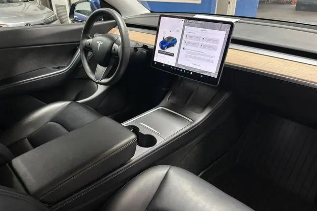 2021 Tesla Model Y Long Range Dual Motor All-Wheel Drive