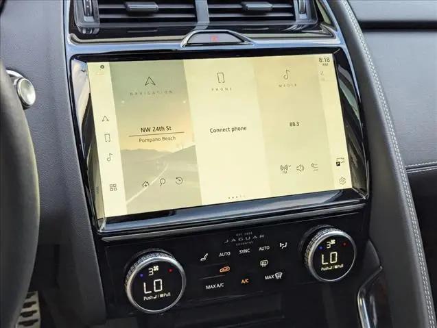 2024 Jaguar E-PACE R-Dynamic SE P250 AWD Automatic