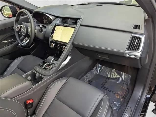 2024 Jaguar E-PACE R-Dynamic SE P250 AWD Automatic