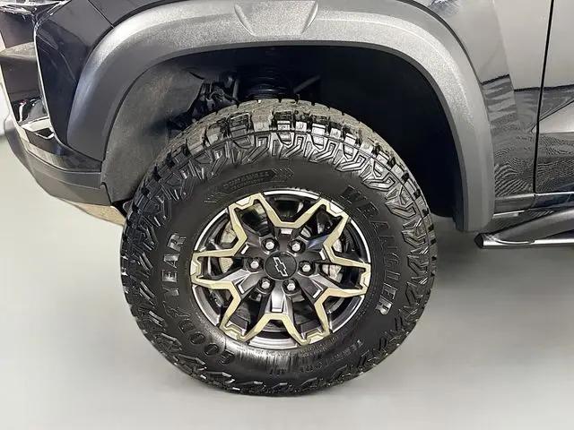 2025 Chevrolet Colorado 4WD ZR2