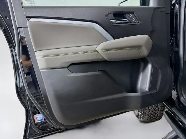 2025 Chevrolet Colorado 4WD ZR2
