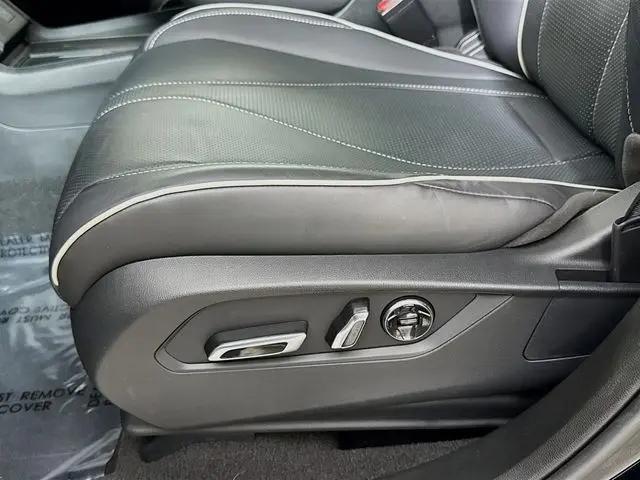 2023 Acura RDX Advance Package