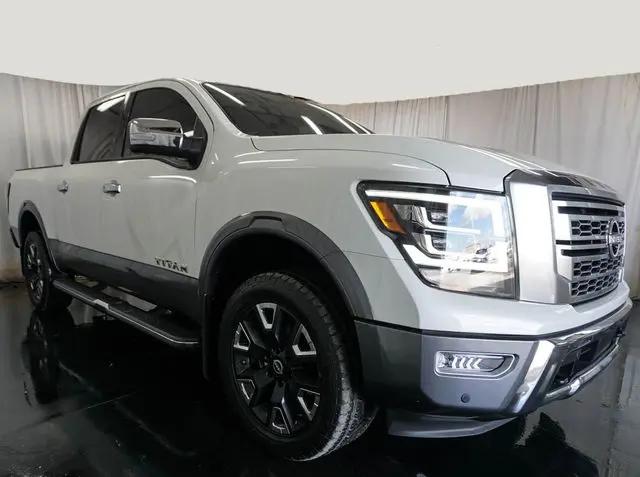 2023 Nissan Titan Crew Cab Platinum Reserve 4x4