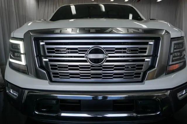 2023 Nissan Titan Crew Cab Platinum Reserve 4x4