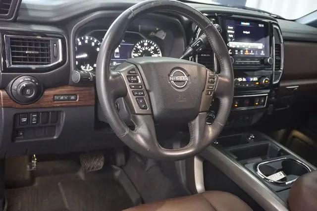 2023 Nissan Titan Crew Cab Platinum Reserve 4x4