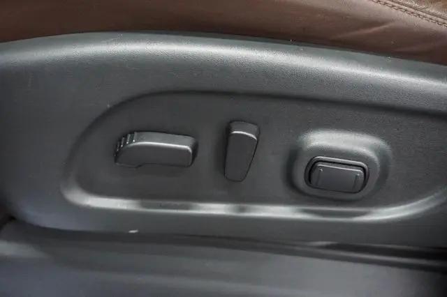 2023 Nissan Titan Crew Cab Platinum Reserve 4x4