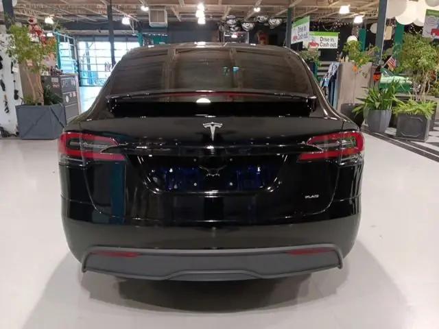 2022 Tesla Model X Plaid Tri Motor All-Wheel Drive