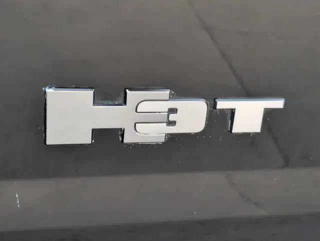 2009 HUMMER H3T H3T Luxury