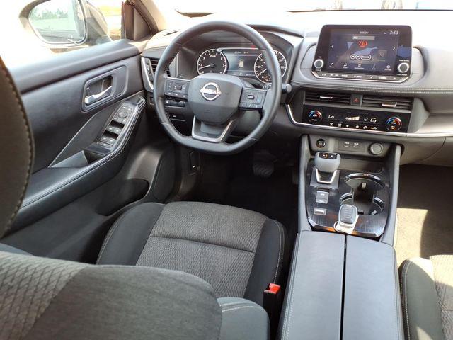 2025 Nissan Rogue SV FWD