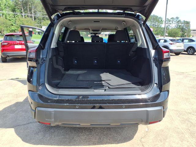 2025 Nissan Rogue SV FWD