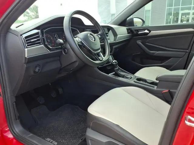 2020 Volkswagen Jetta 1.4T R-Line