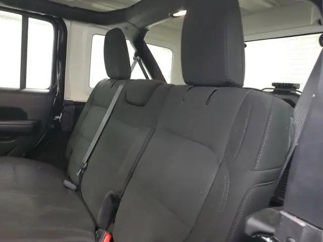 2021 Jeep Wrangler Sport S 4x4