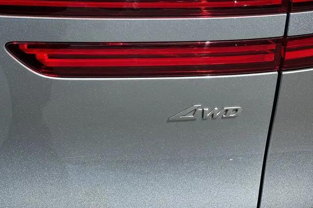2025 Genesis GV70 2.5T AWD
