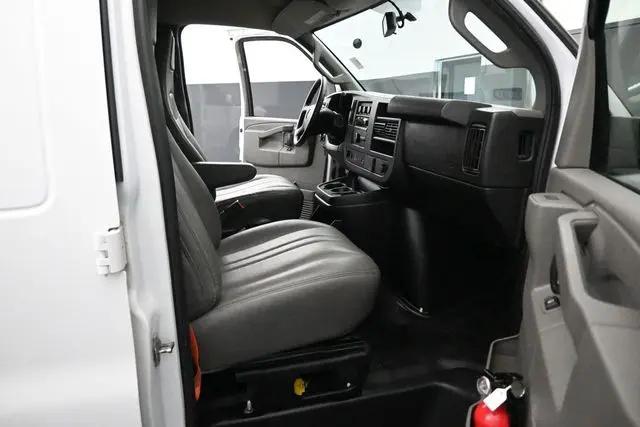 2021 GMC Savana Cargo RWD 2500 Extended Wheelbase Work Van