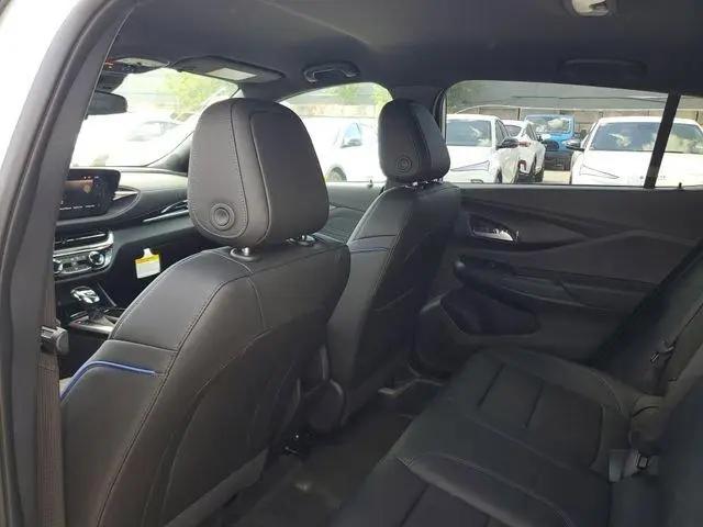 2026 Buick NV Sport Touring FWD