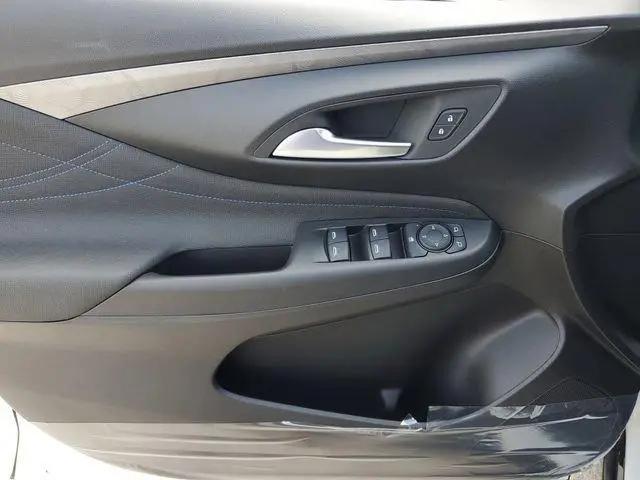 2026 Buick NV Sport Touring FWD