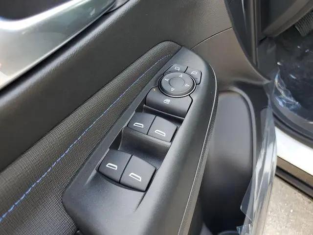 2026 Buick NV Sport Touring FWD