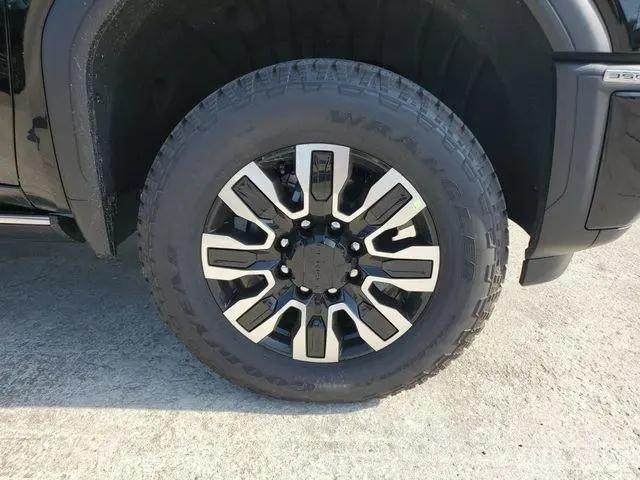 2026 GMC Sierra 3500HD Crew Cab, Long Bed, Denali Ultimate Dual Rear Wheel, 4WD