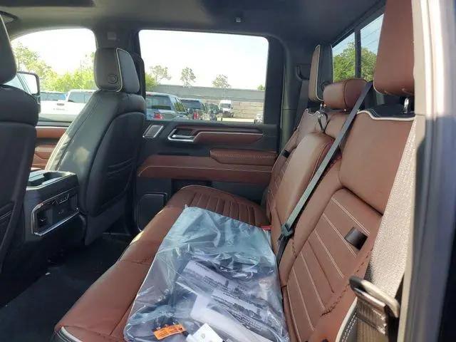 2026 GMC Sierra 3500HD Crew Cab, Long Bed, Denali Ultimate Dual Rear Wheel, 4WD