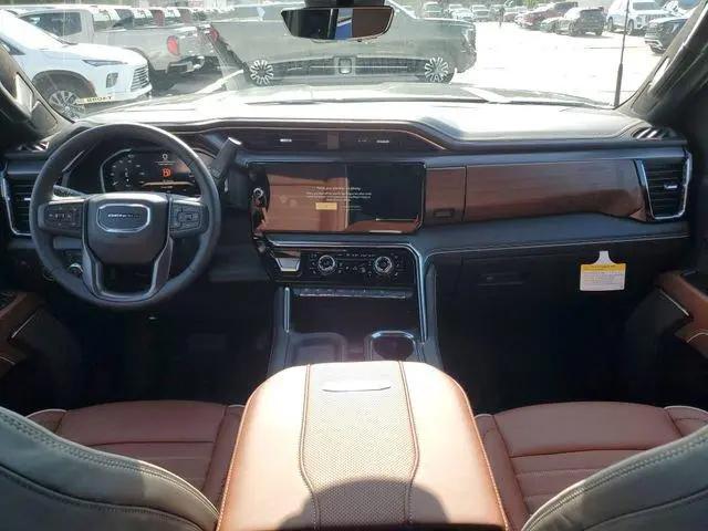 2026 GMC Sierra 3500HD Crew Cab, Long Bed, Denali Ultimate Dual Rear Wheel, 4WD