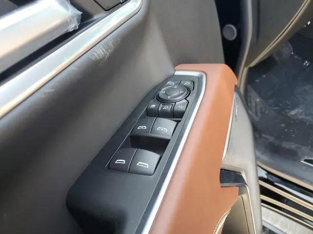 2026 GMC Sierra 3500HD Crew Cab, Long Bed, Denali Ultimate Dual Rear Wheel, 4WD