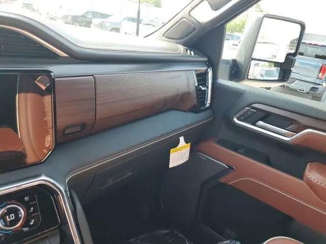 2026 GMC Sierra 3500HD Crew Cab, Long Bed, Denali Ultimate Dual Rear Wheel, 4WD