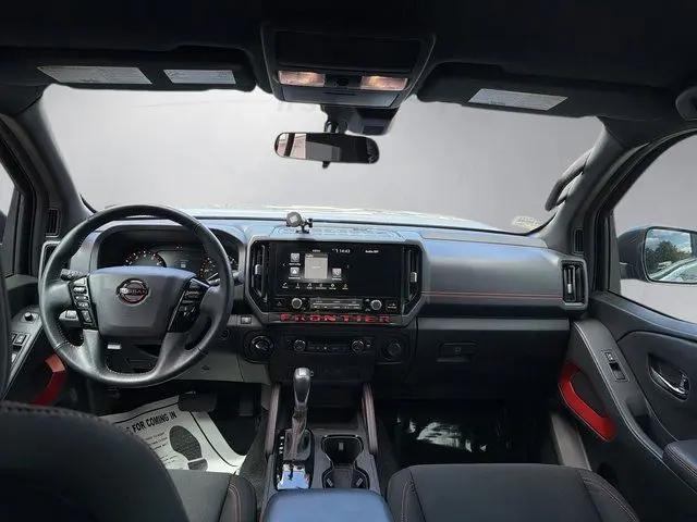 2025 Nissan Frontier Crew Cab PRO-4X 4x4