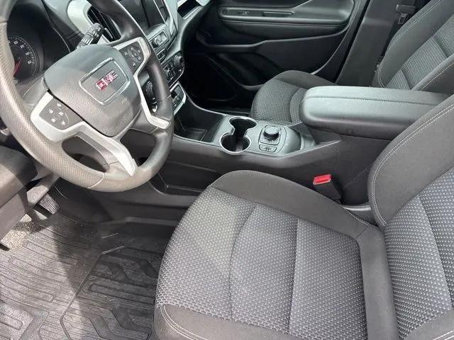 2024 GMC Terrain FWD SLE