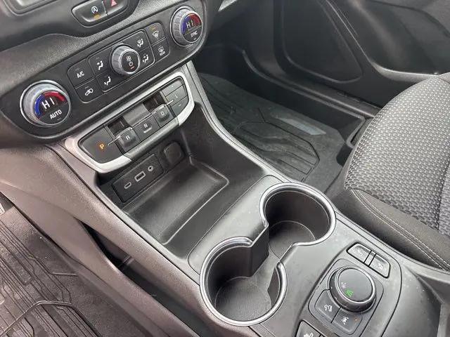 2024 GMC Terrain FWD SLE