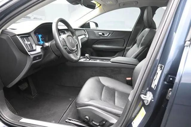 2025 Volvo S60 B5 Core