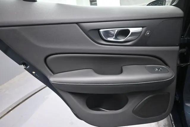 2025 Volvo S60 B5 Core