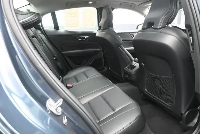 2025 Volvo S60 B5 Core