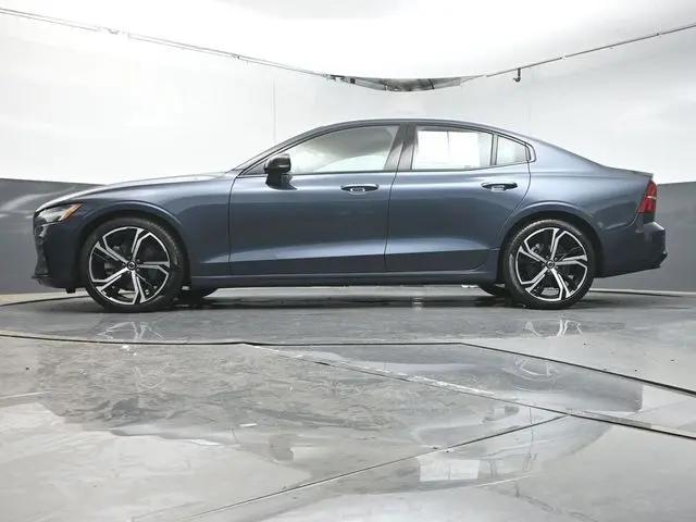 2025 Volvo S60 B5 Core