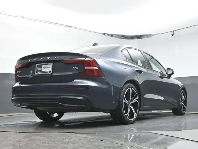 2025 Volvo S60 B5 Core