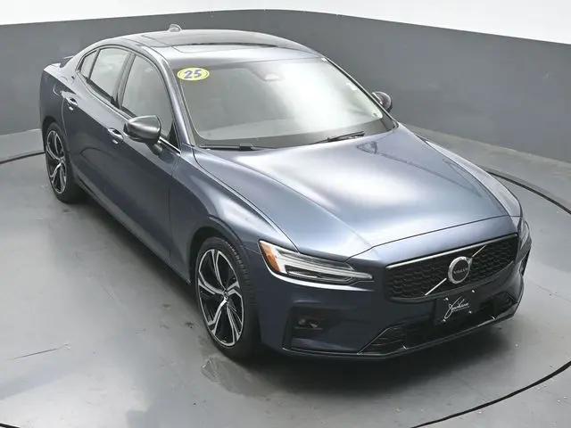 2025 Volvo S60 B5 Core
