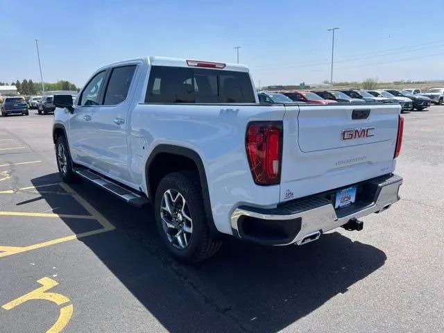 2026 GMC Sierra 1500 Crew Cab, Short Bed, SLT, 4WD