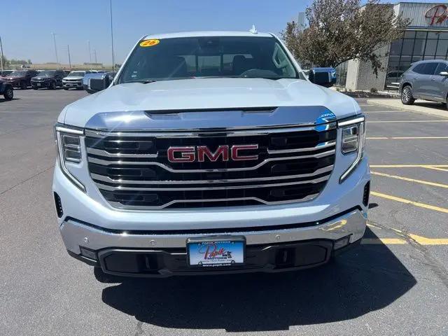 2026 GMC Sierra 1500 Crew Cab, Short Bed, SLT, 4WD