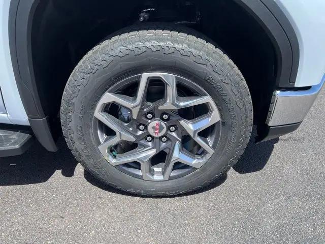 2026 GMC Sierra 1500 Crew Cab, Short Bed, SLT, 4WD