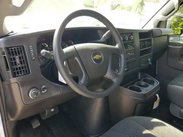 2026 Chevrolet Express Cargo Van 2500 Regular Wheelbase, WT, RWD